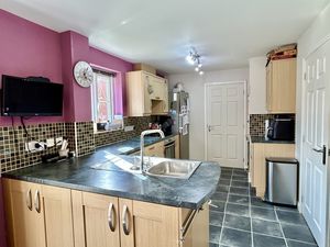 Kitchen Area- click for photo gallery